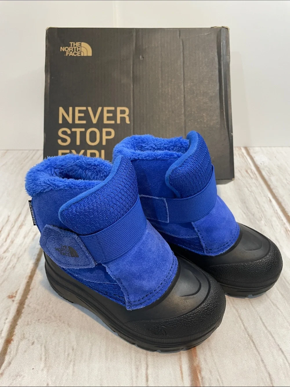 NEW North Face Toddler Snow Boots 8 Alpenglow Royal Blue Winter Waterproof Boys